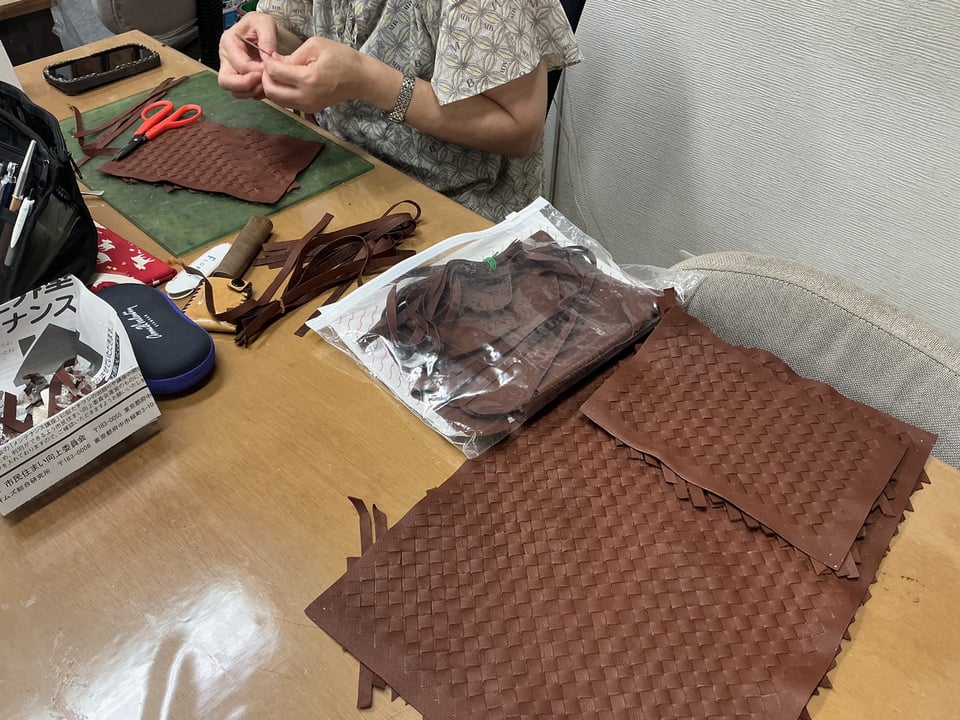 革メッシュ　レザークラフト教室　革工芸教室