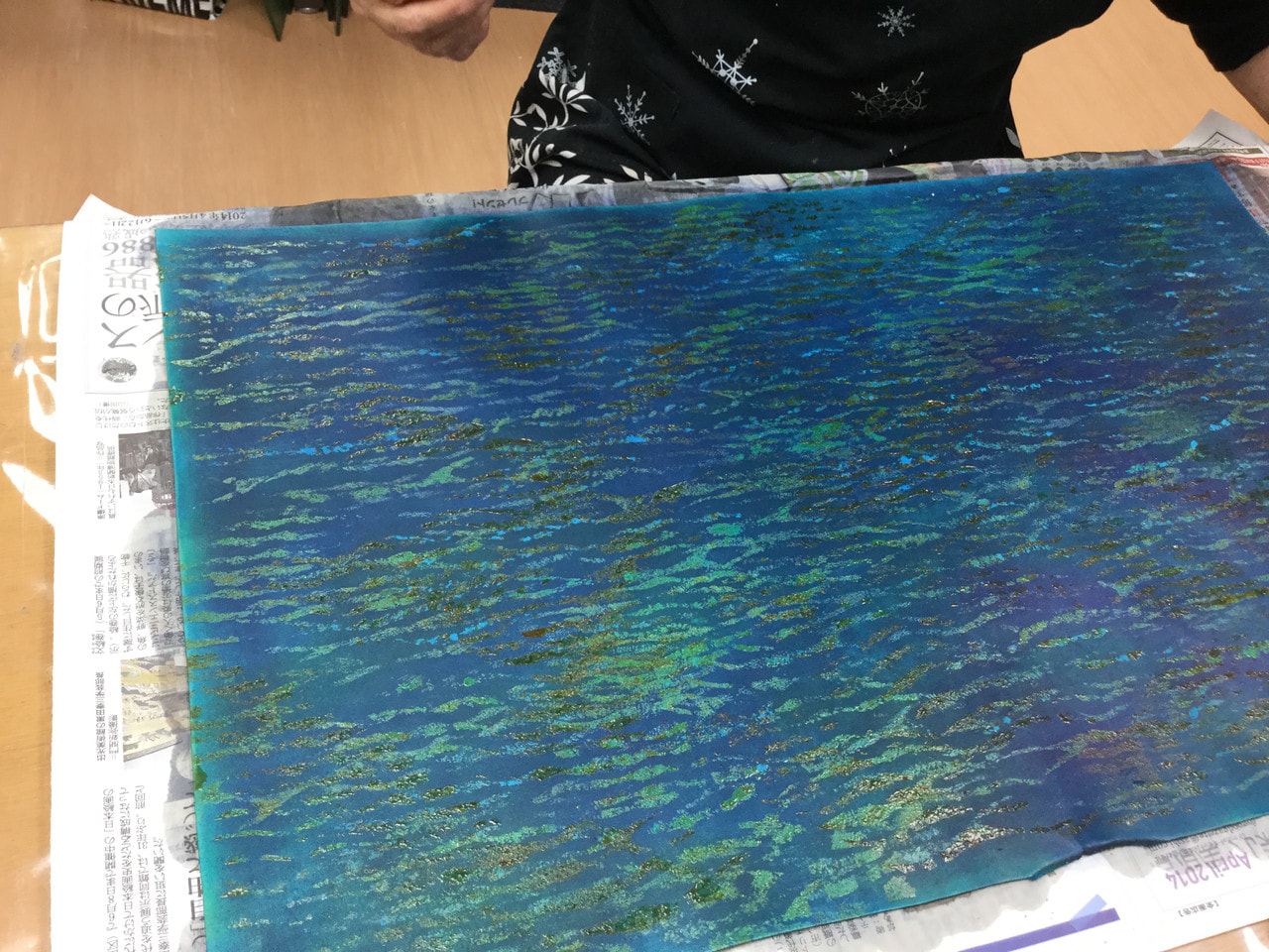 ロウケツ染め教室の様子です〜