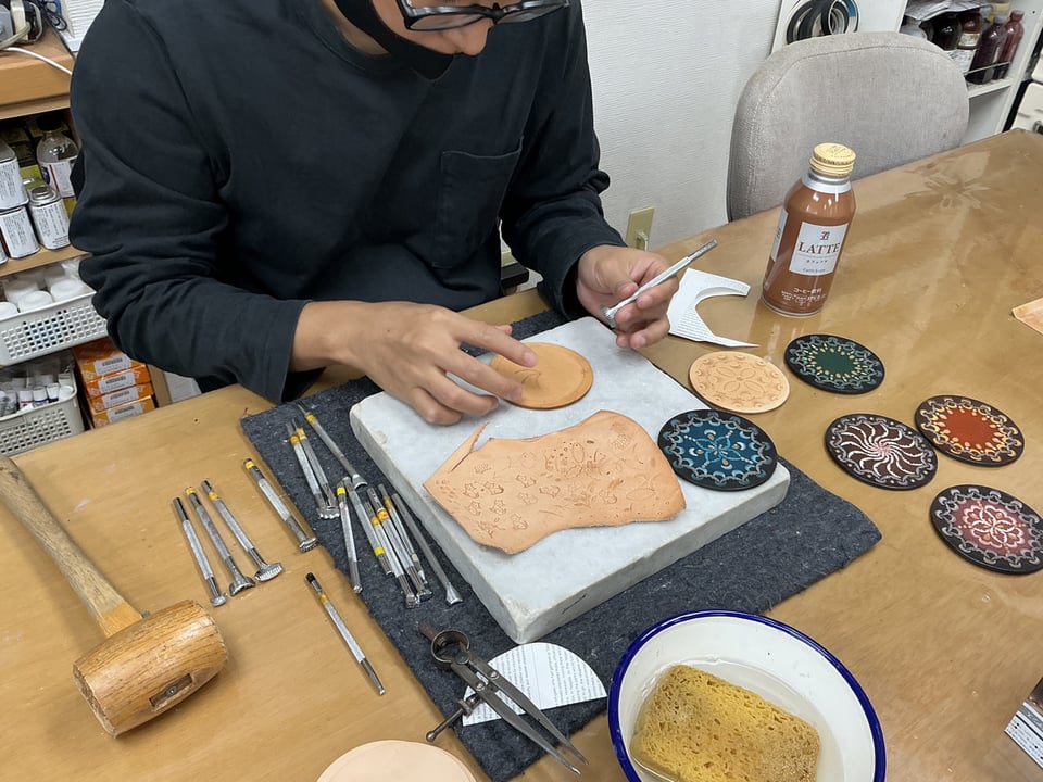 コースター　レザークラフト教室　革工芸教室
