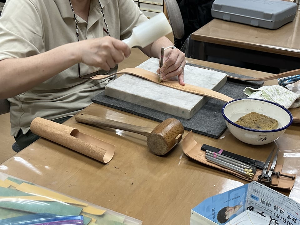 ベルト　レザークラフト教室　革工芸教室