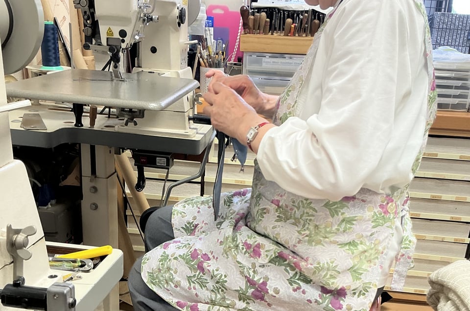 革ミシン仕立て　レザークラフト教室　革工芸教室