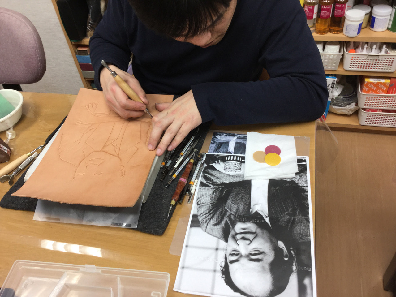 レザークラフト教室・2月 月曜クラス第２回