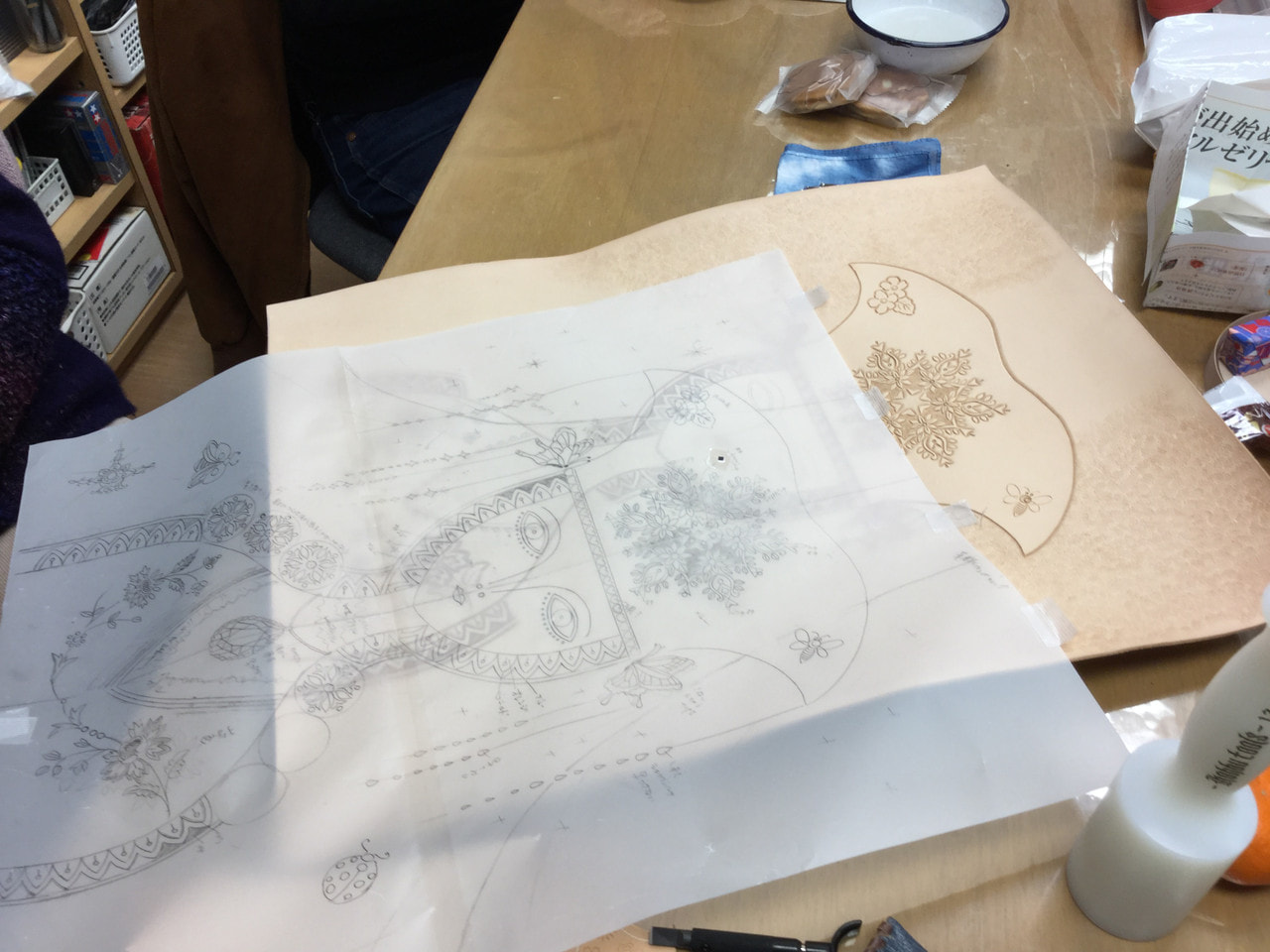 レザークラフト教室・　月曜クラス　第２週目（？）