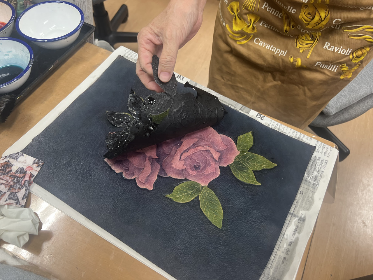 レザークラフト教室　ろうけつ染クラス木曜クラス