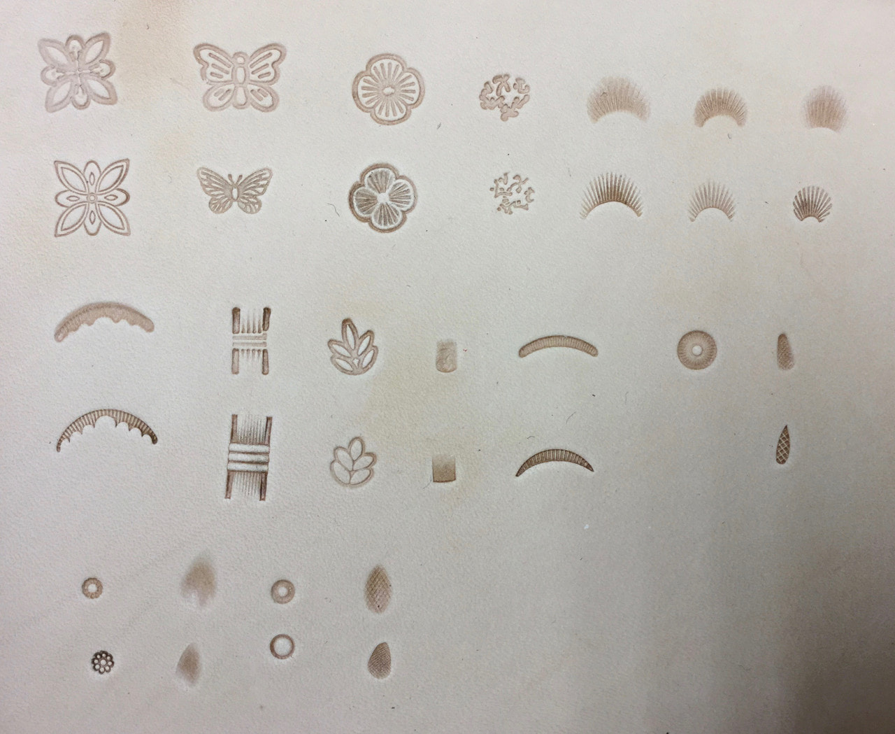 びっくりした刻印