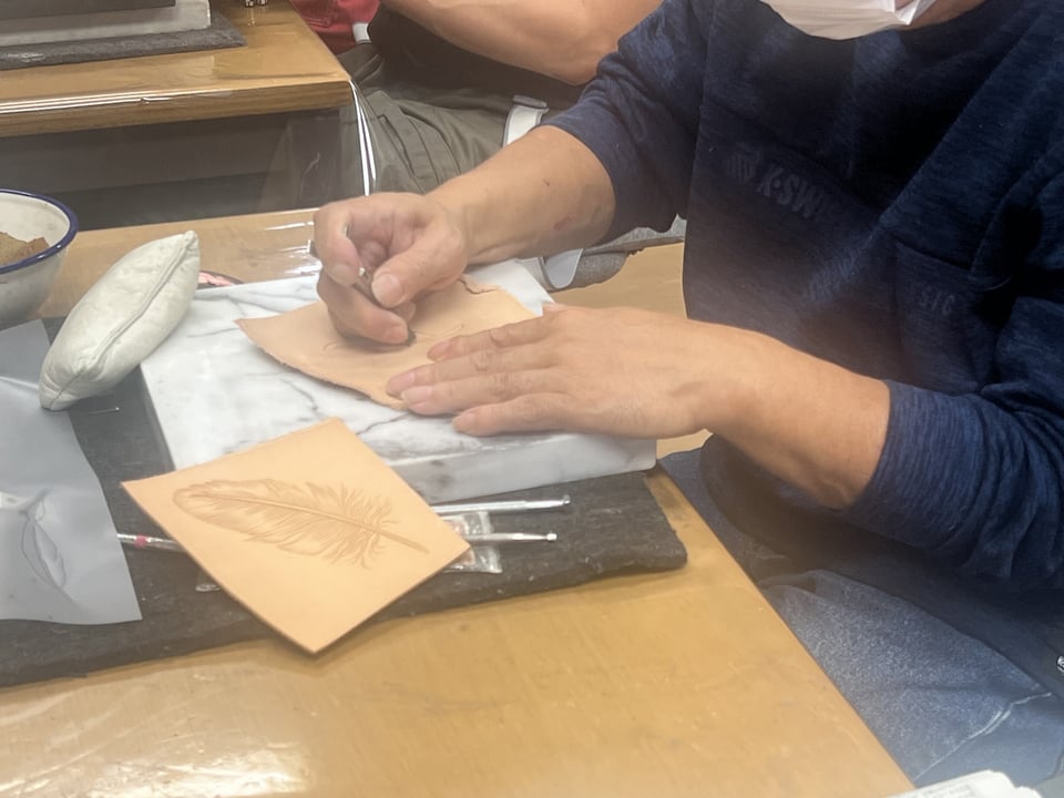 フィギュアカービング　レザークラフト教室　革工芸教室