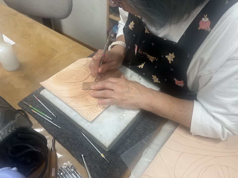 モデリング　レザークラフト教室　革工芸教室