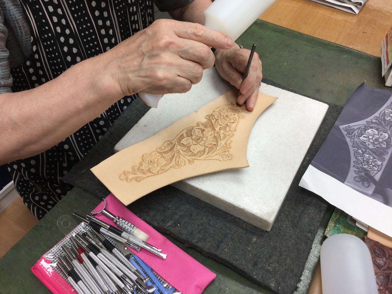 レザークラフト教室　水曜クラス