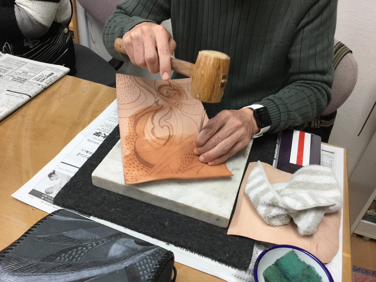 レザークラフト 教室　日曜クラス４月１回目