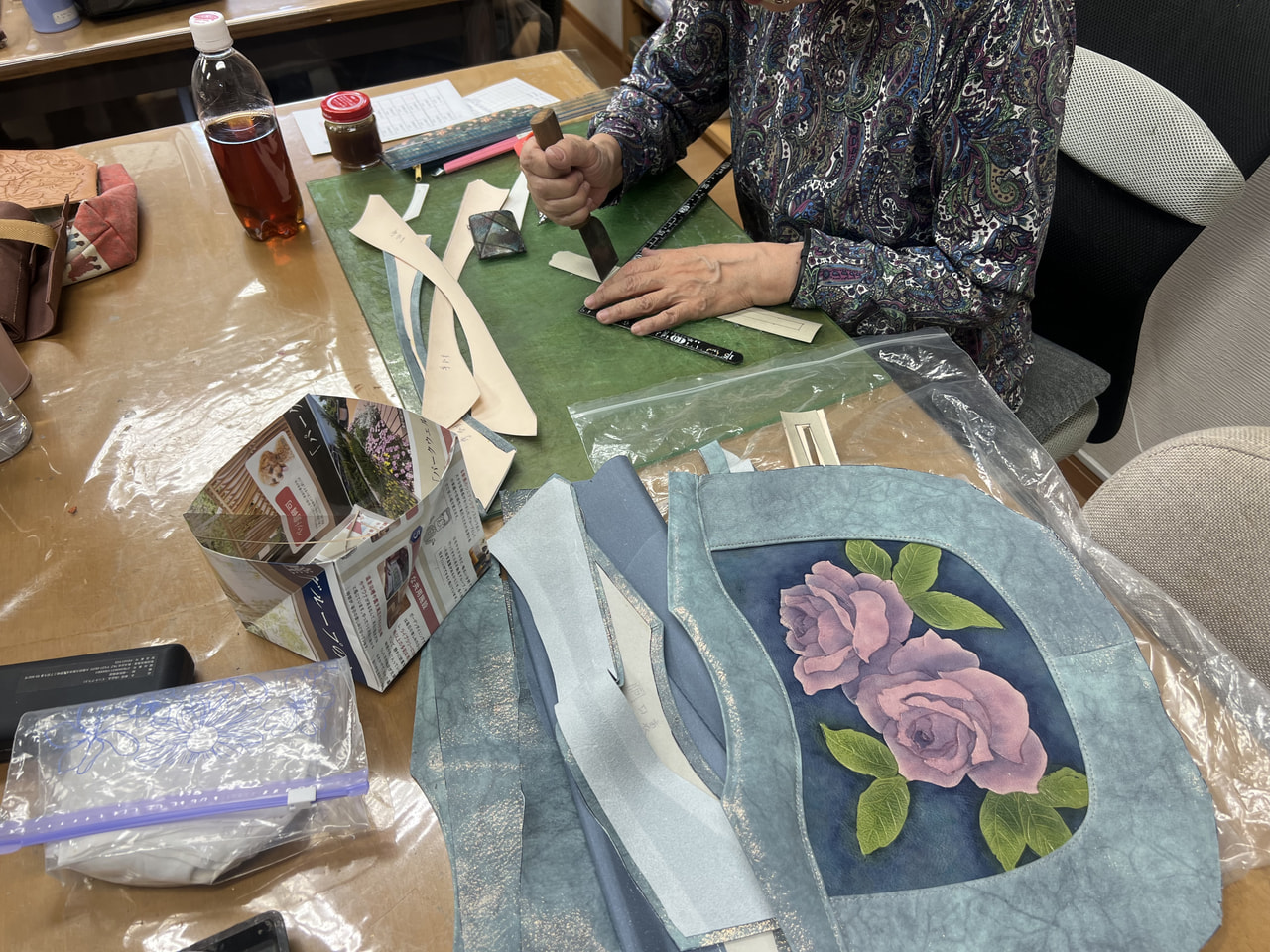 レザークラフト教室　火曜クラス　11月2回目