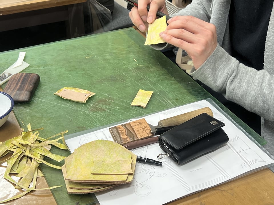 革立体造形　レザークラフト教室　革工芸教室