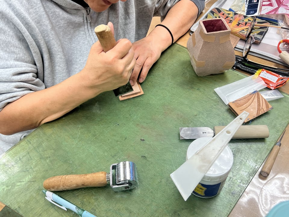 革立体造形　レザークラフト教室　革工芸教室