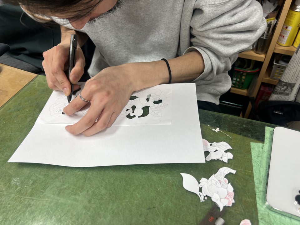 ろうけつ型染め　レザークラフト教室　革工芸教室