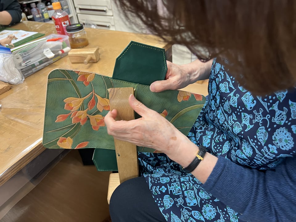 ティシュボックス　レザークラフト教室　革工芸教室