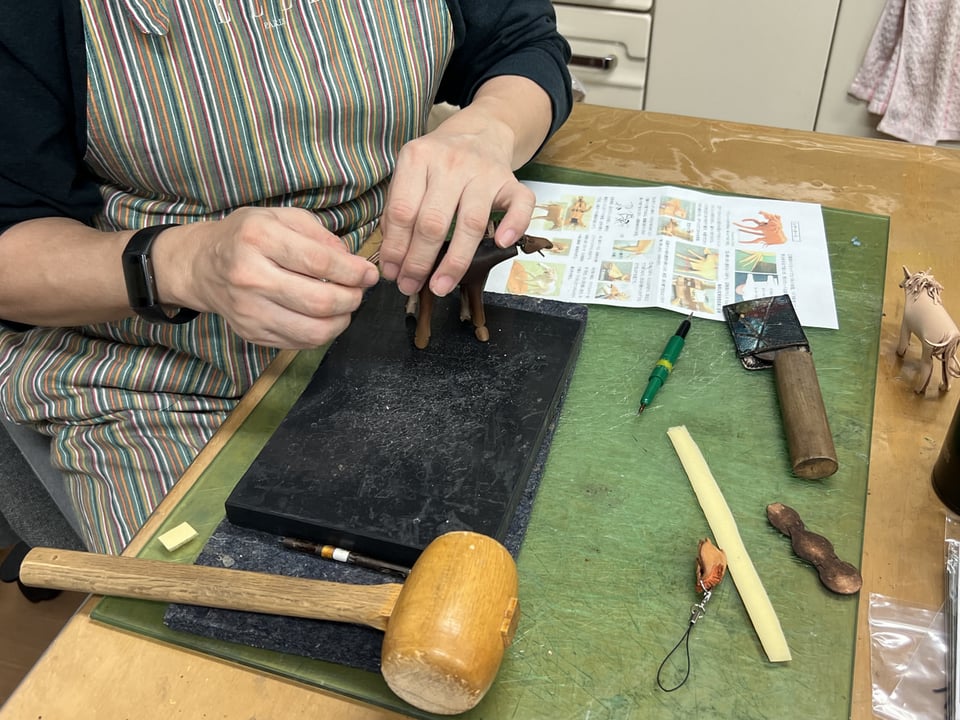 干支の置物　レザークラフト教室　革工芸教室