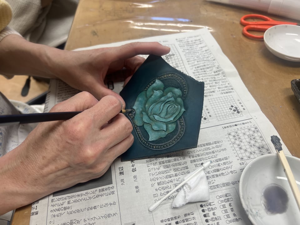 フィギュアカービング　レザークラフト教室　革工芸教室