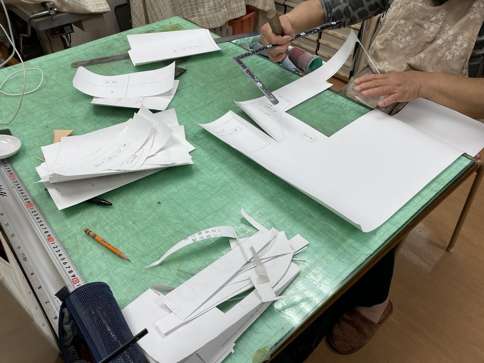 バッグ型紙　レザークラフト教室　革工芸教室