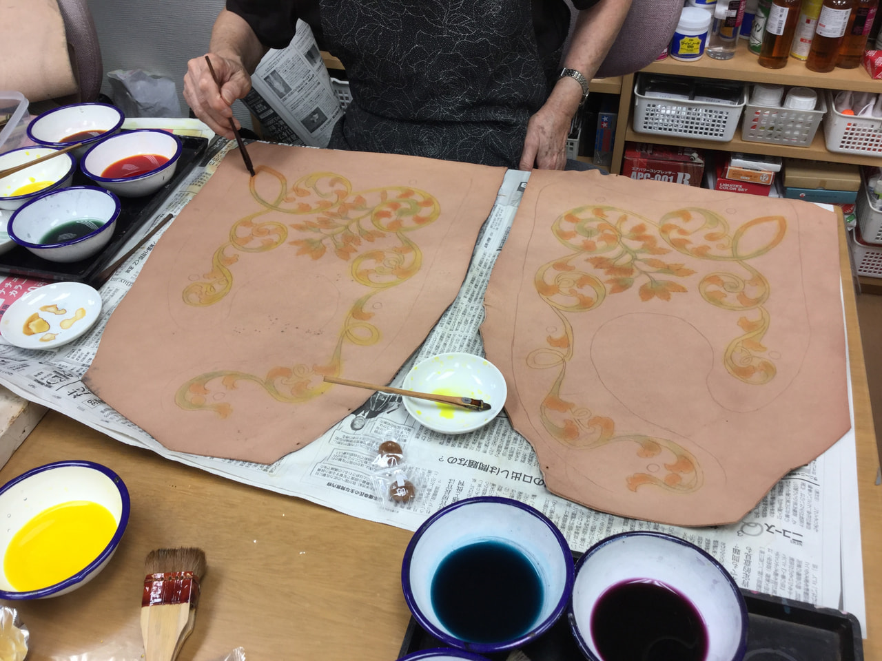 レザークラフト教室  ろうけつ染めクラス