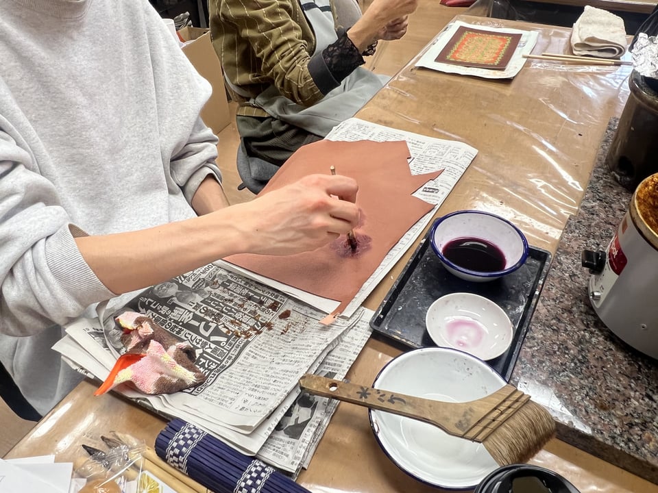 ばらろうけつ染　レザークラフト教室　革工芸教室