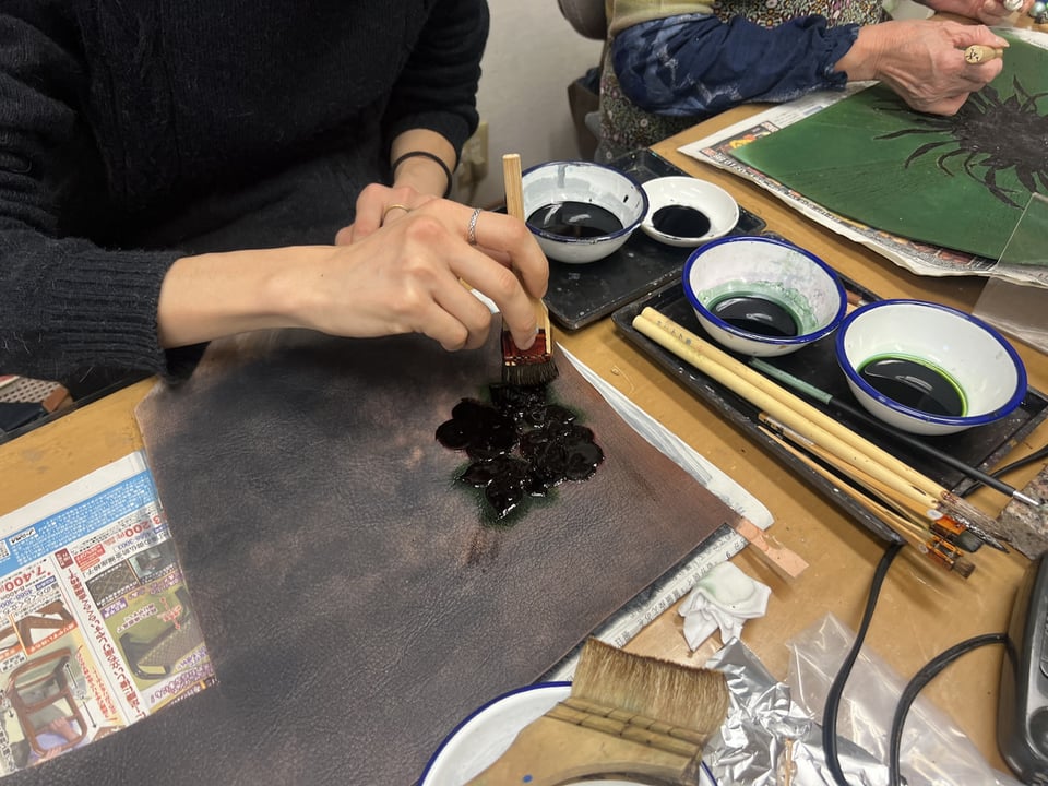 蝋型染　レザークラフト教室　革工芸教室