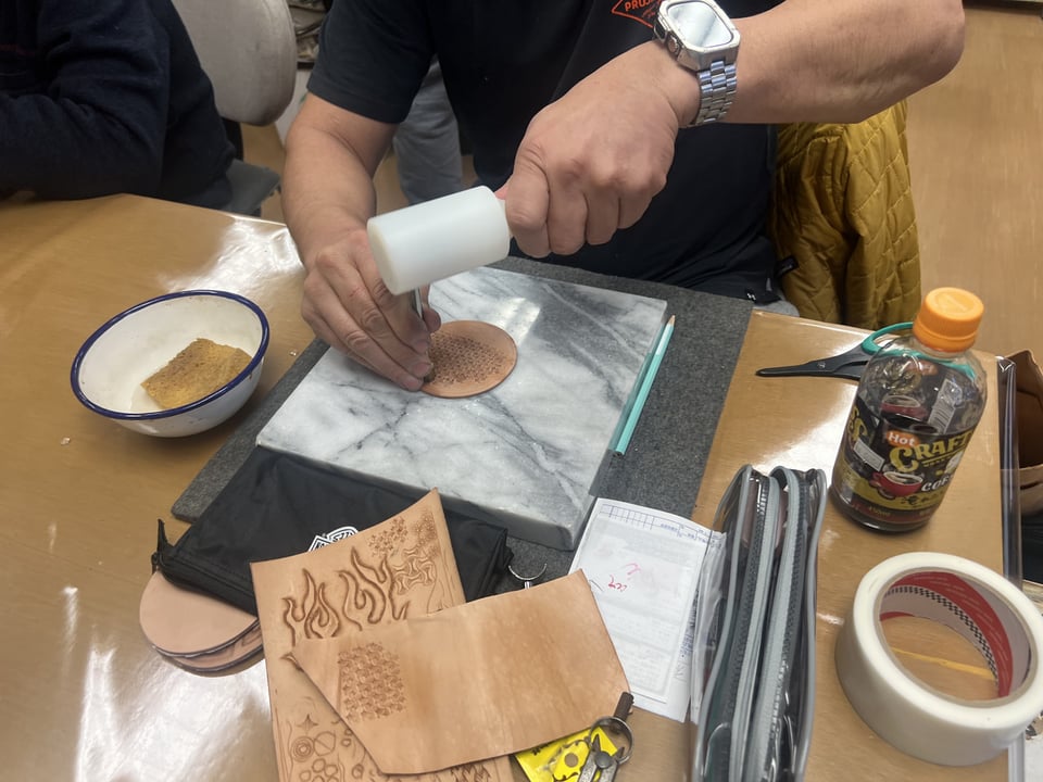 スタンピング　レザークラフト教室　革工芸教室