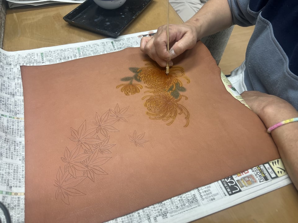 コーン線描き　レザークラフト教室　革工芸教室