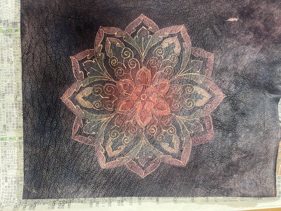 ろうけつ染作品　レザークラフト教室　革工芸教室