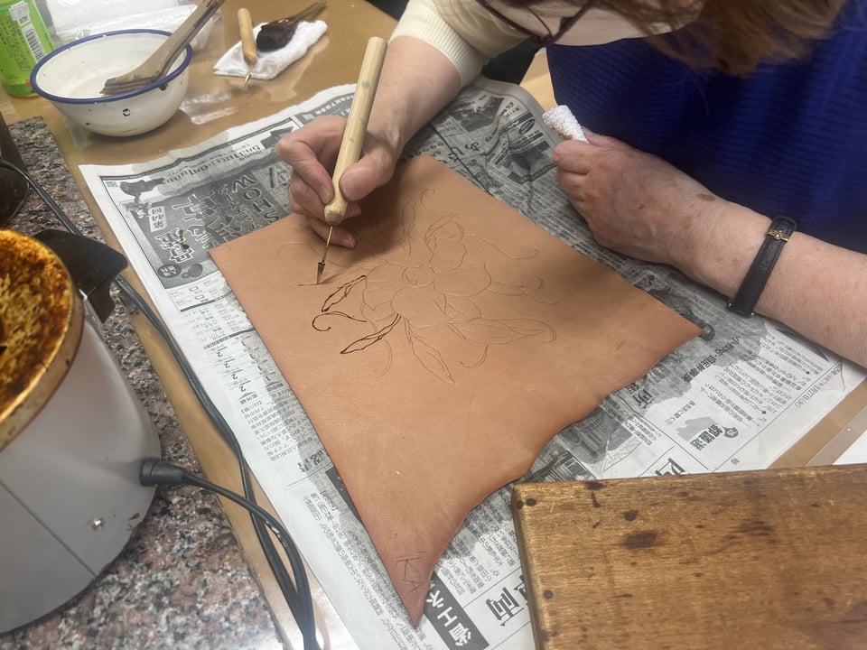 ろうけつ染　レザークラフト教室　革工芸教室