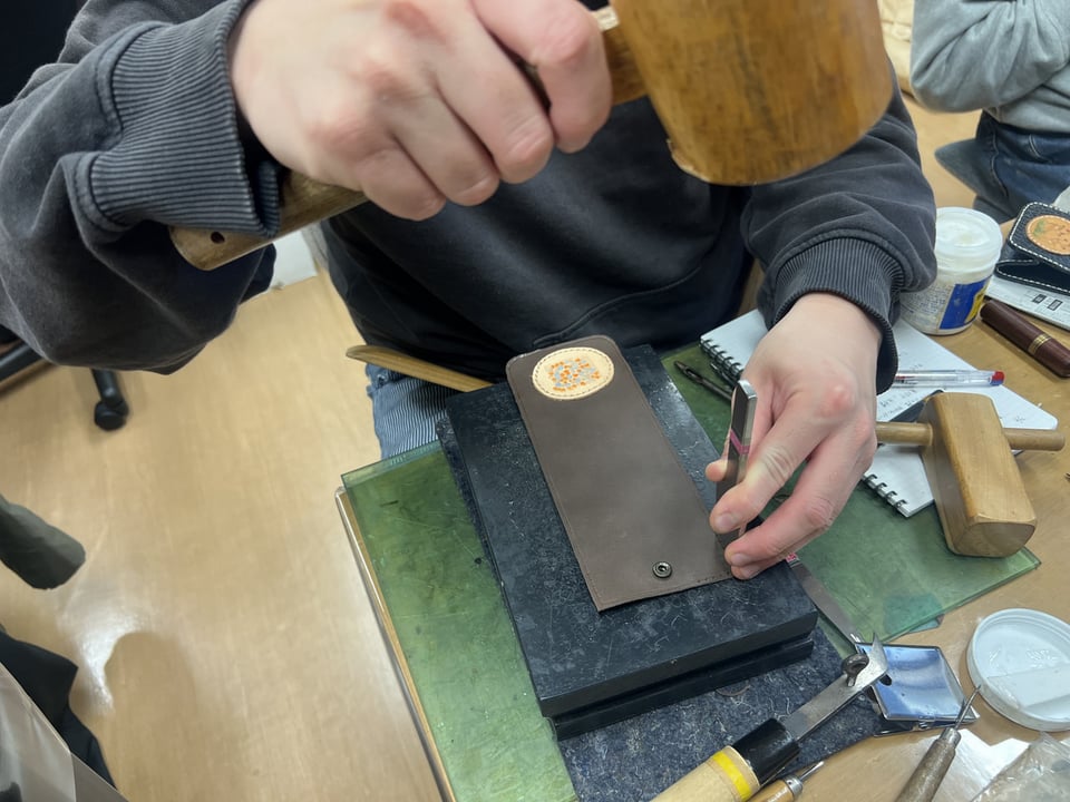 体験受講　レザークラフト教室　革工芸教室
