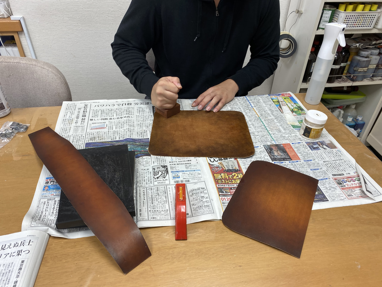 レザークラフト教室　日曜クラス10月1回目