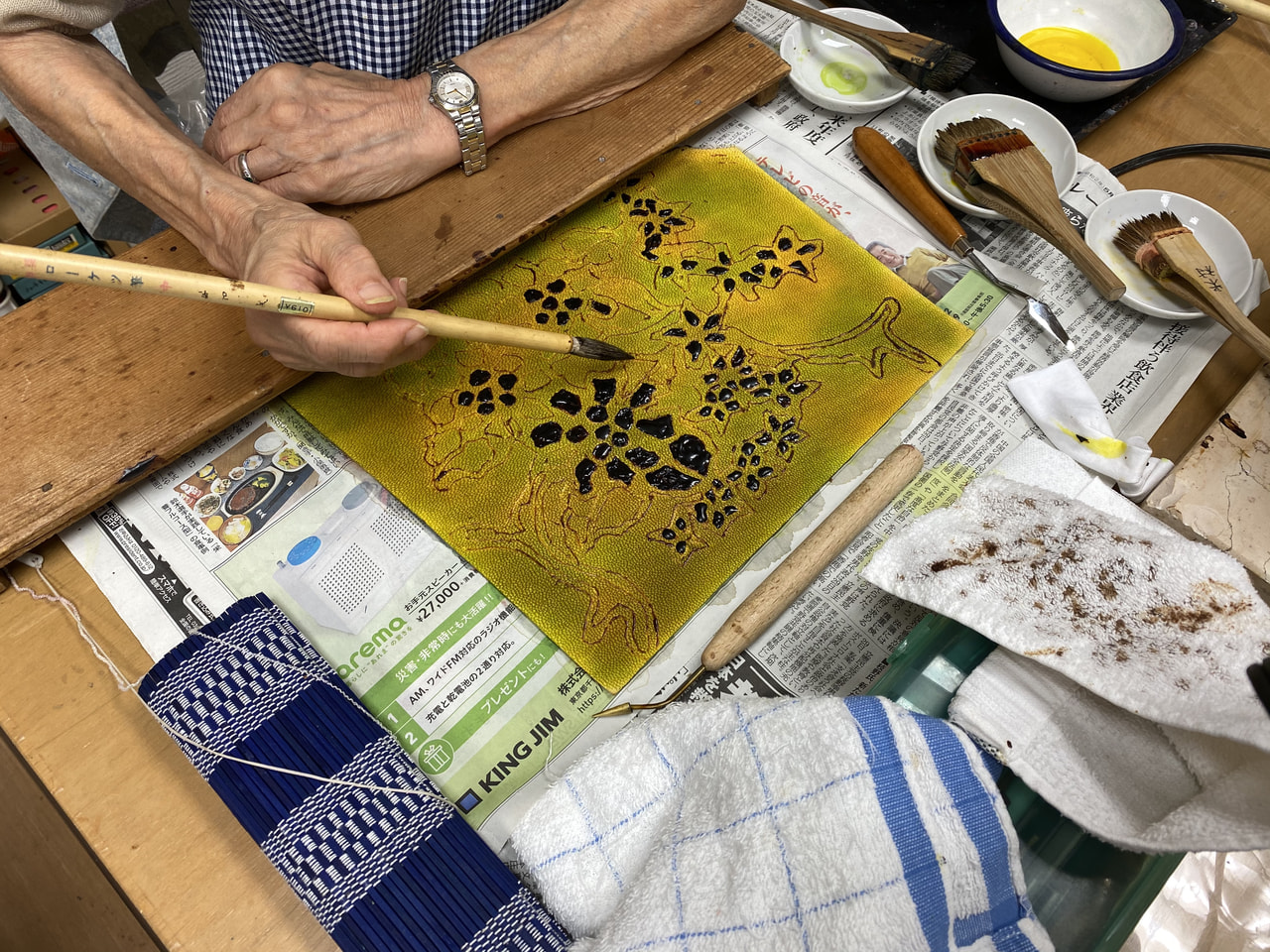 レザークラフト教室　ろうけつ染め金曜クラス