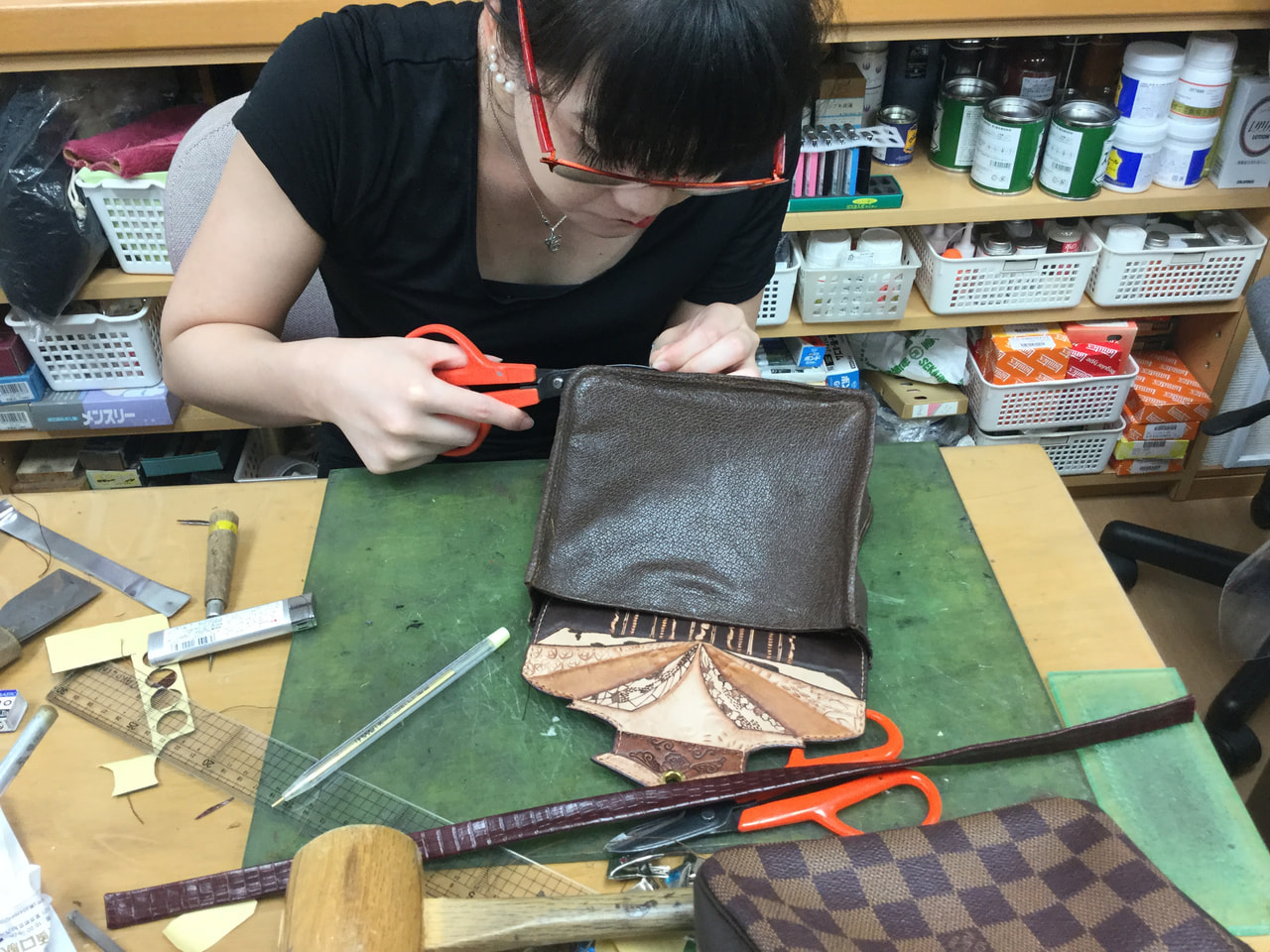 レザークラフト 教室 木曜クラス8月1回目