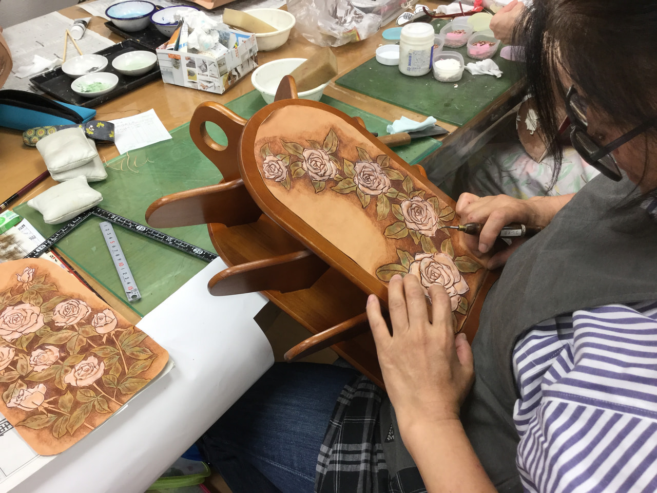 レザークラフト 教室　木曜クラス１０月１回目