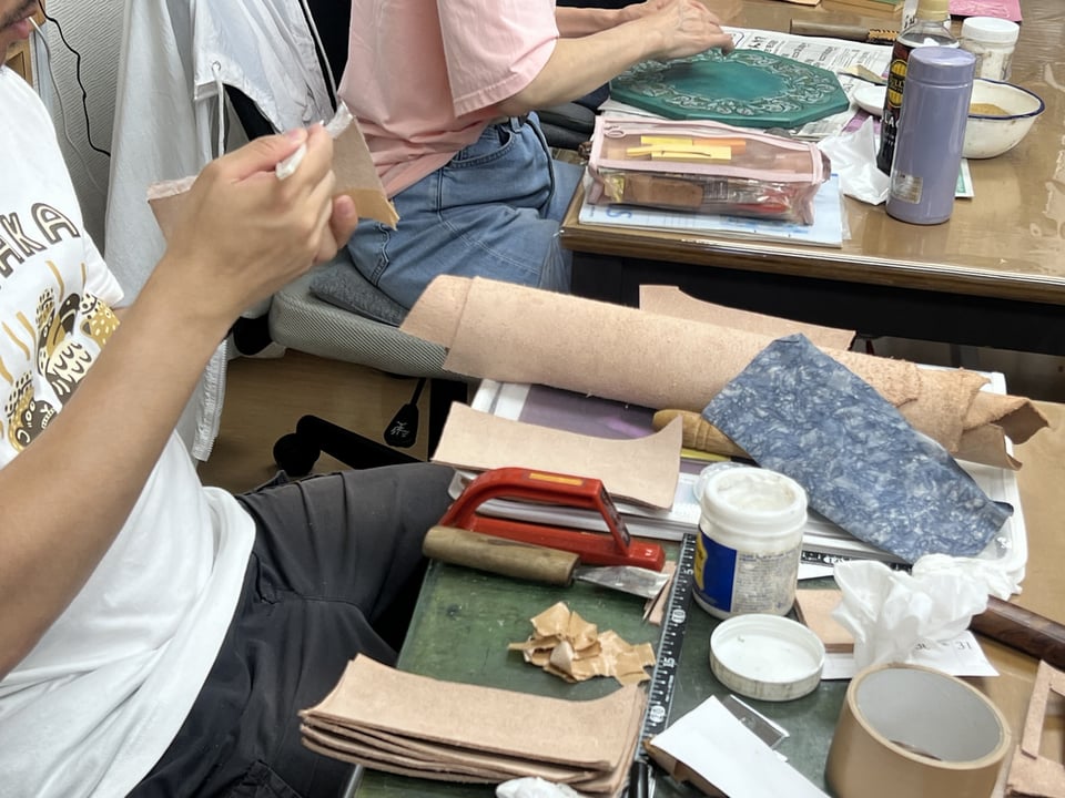 立体造形　レザークラフト教室　革工芸教室