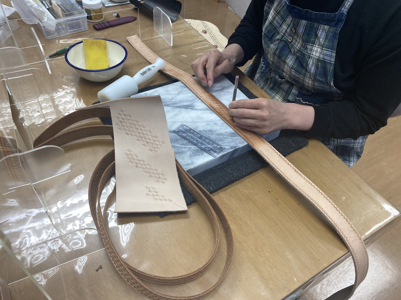 レザークラフト教室　木曜クラス　2月2回目