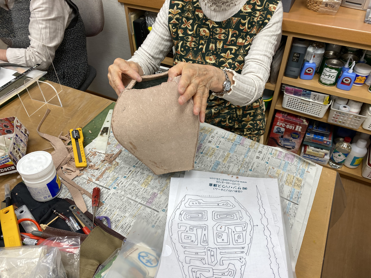 レザークラフト教室　水曜クラス　３月２回目