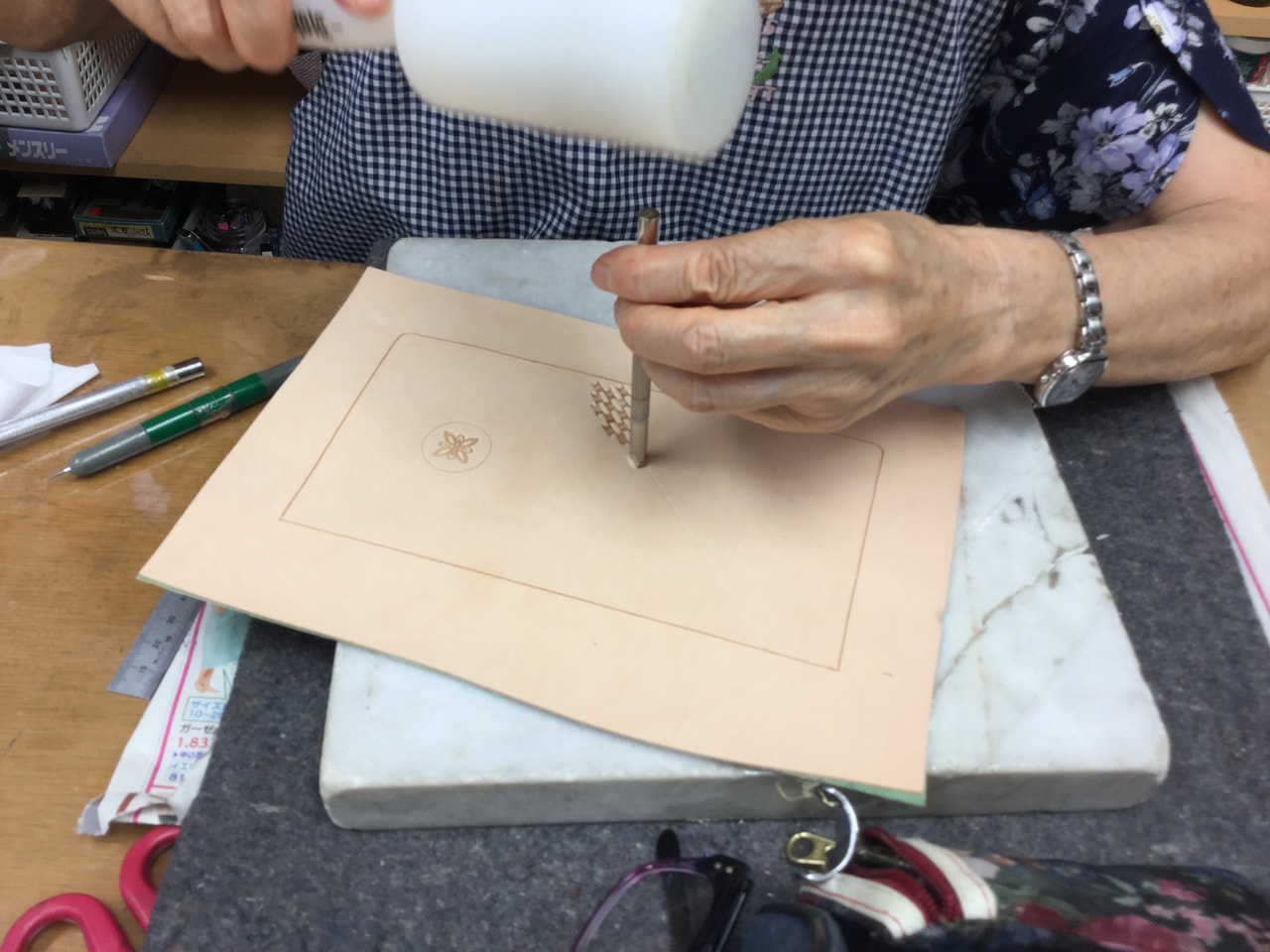 レザークラフト教室　水曜クラス９月２回目