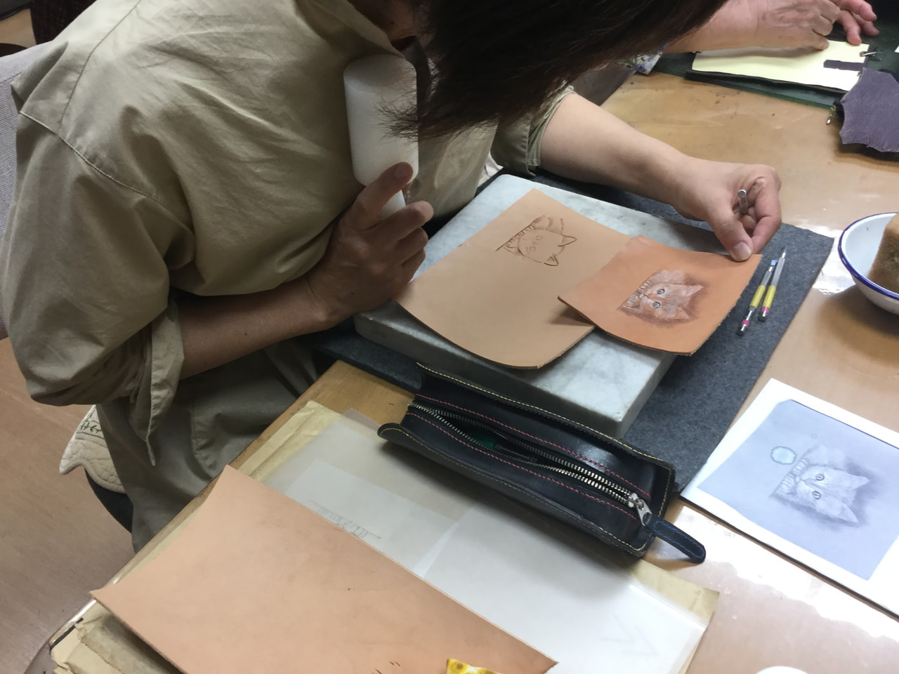 レザークラフト 教室　１０月水曜１回目