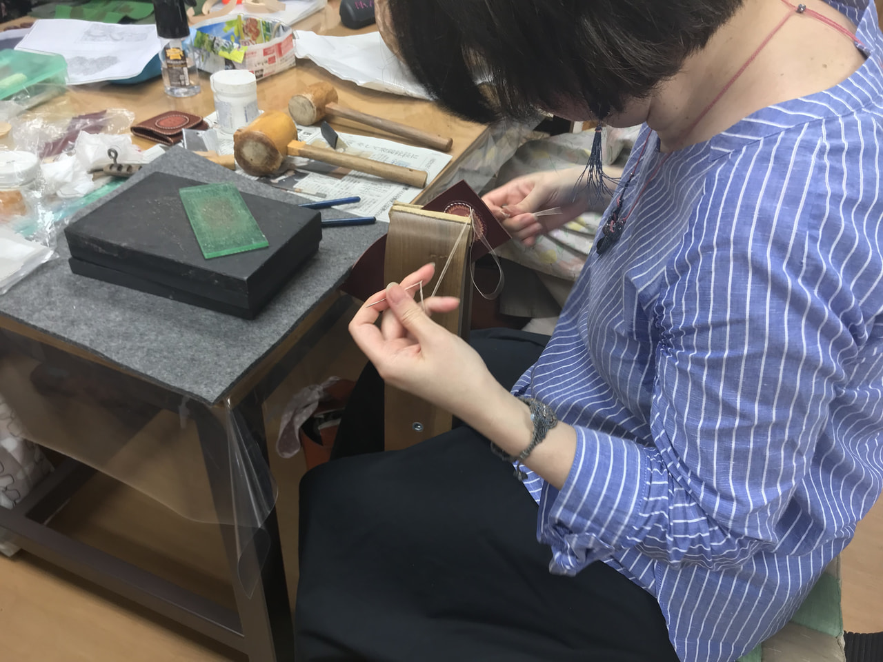 レザークラフト 教室　木曜クラス５月１回目