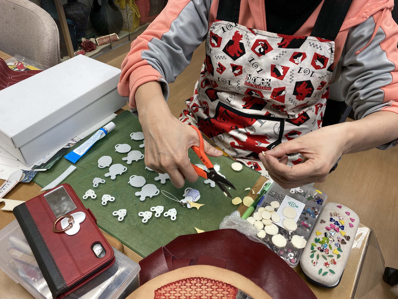 レザークラフト教室　日曜クラス２月１回目