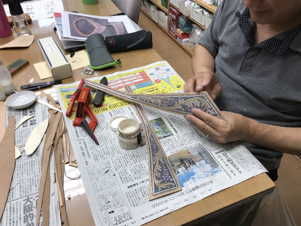 レザークラフト教室　８月日曜２回目