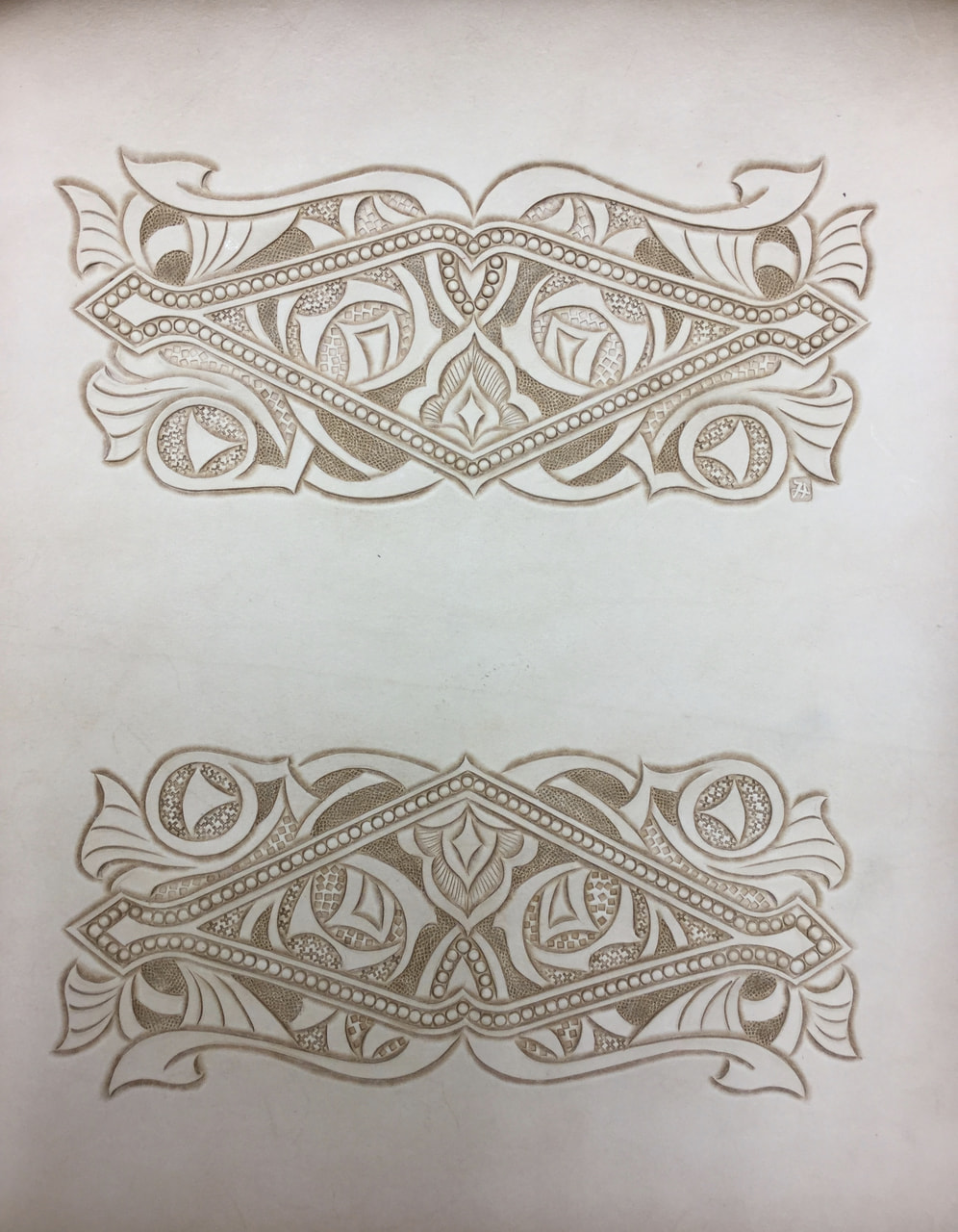 ラウンドファスナーのカービング