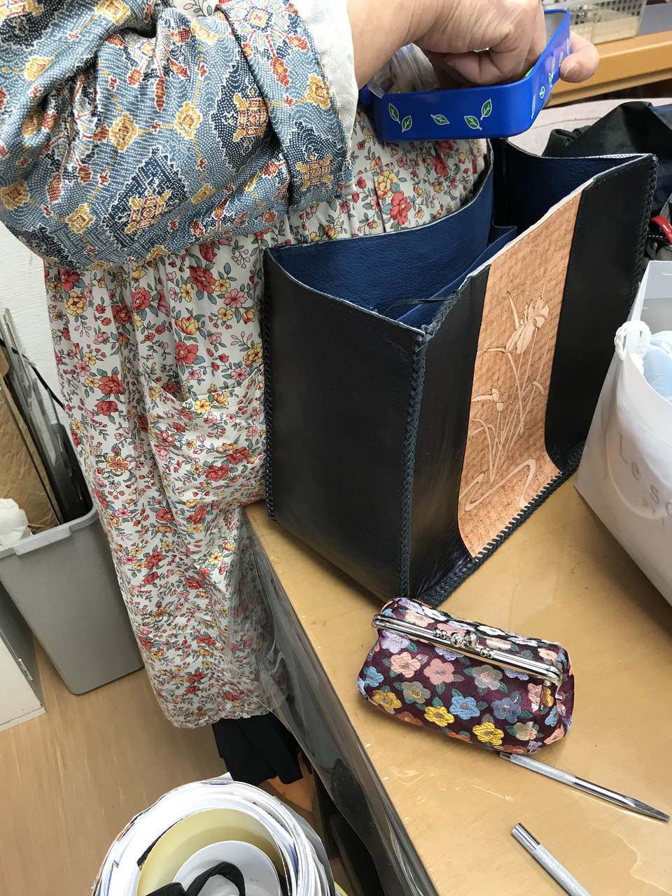 レザークラフト 教室　木曜クラス