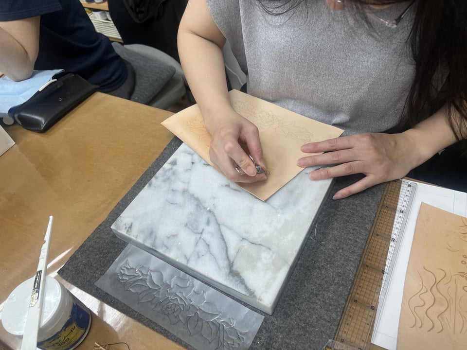 バラカービング　レザークラフト教室　革工芸教室